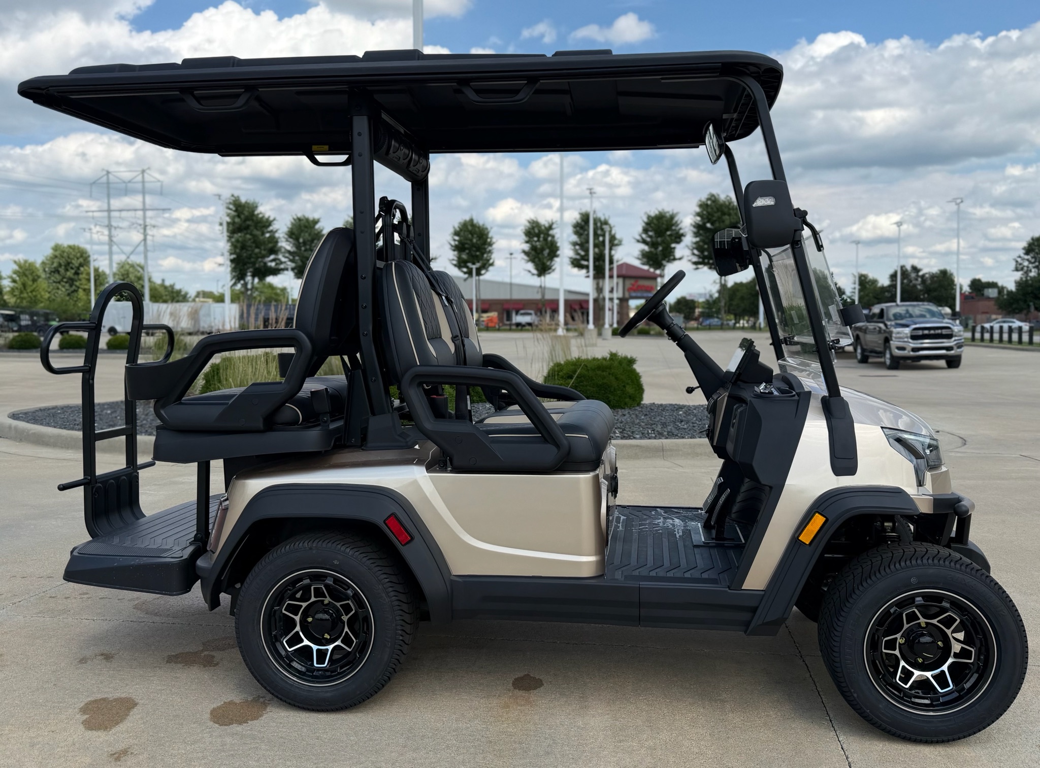 2026 ICON Electric Vehicles photo 6