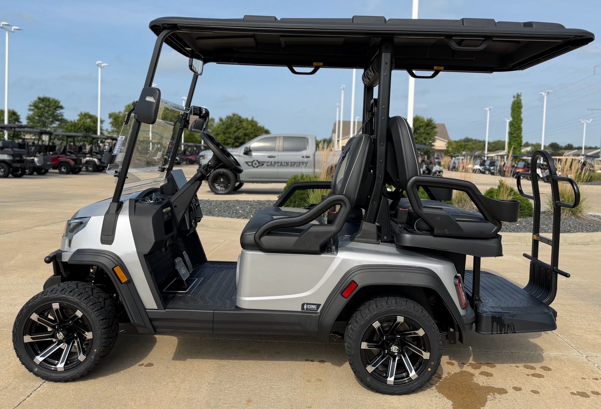 2026 ICON Electric Vehicles photo 8