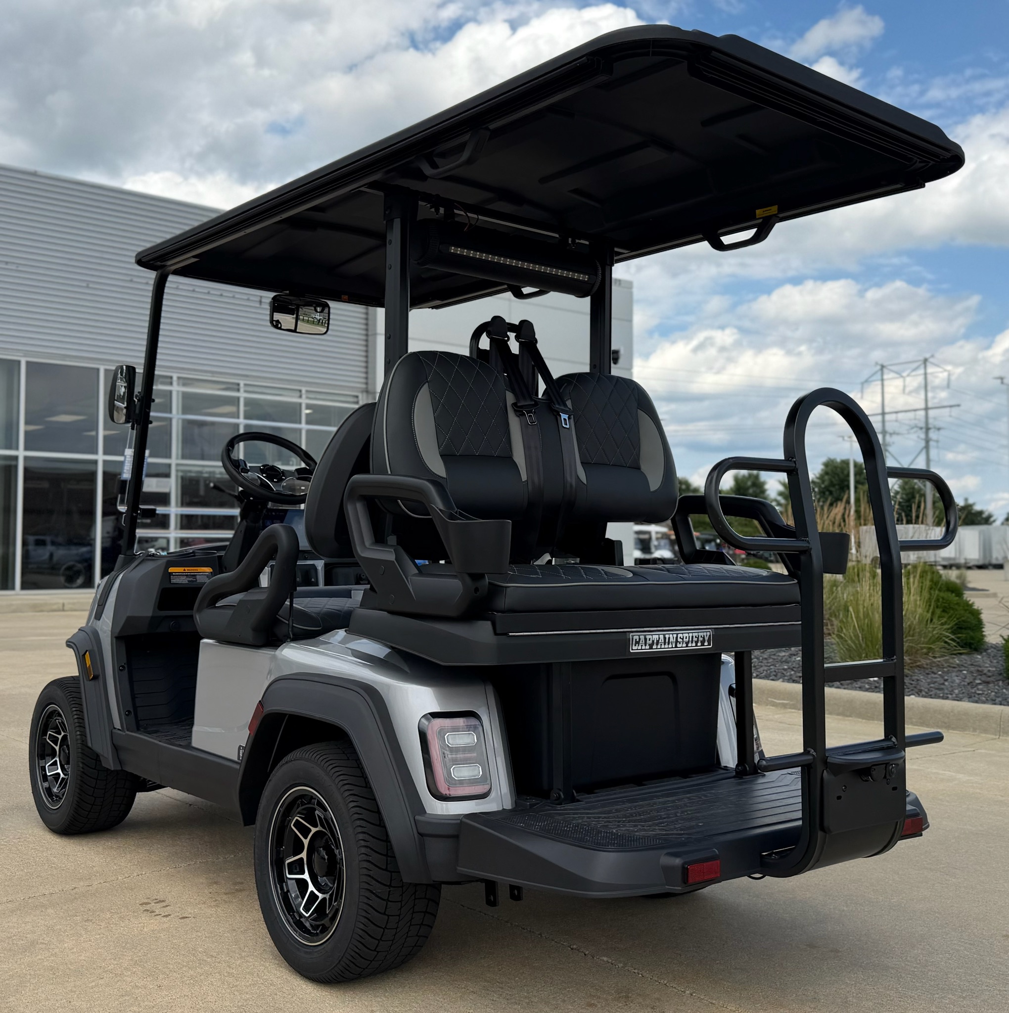 2026 ICON Electric Vehicles photo 6