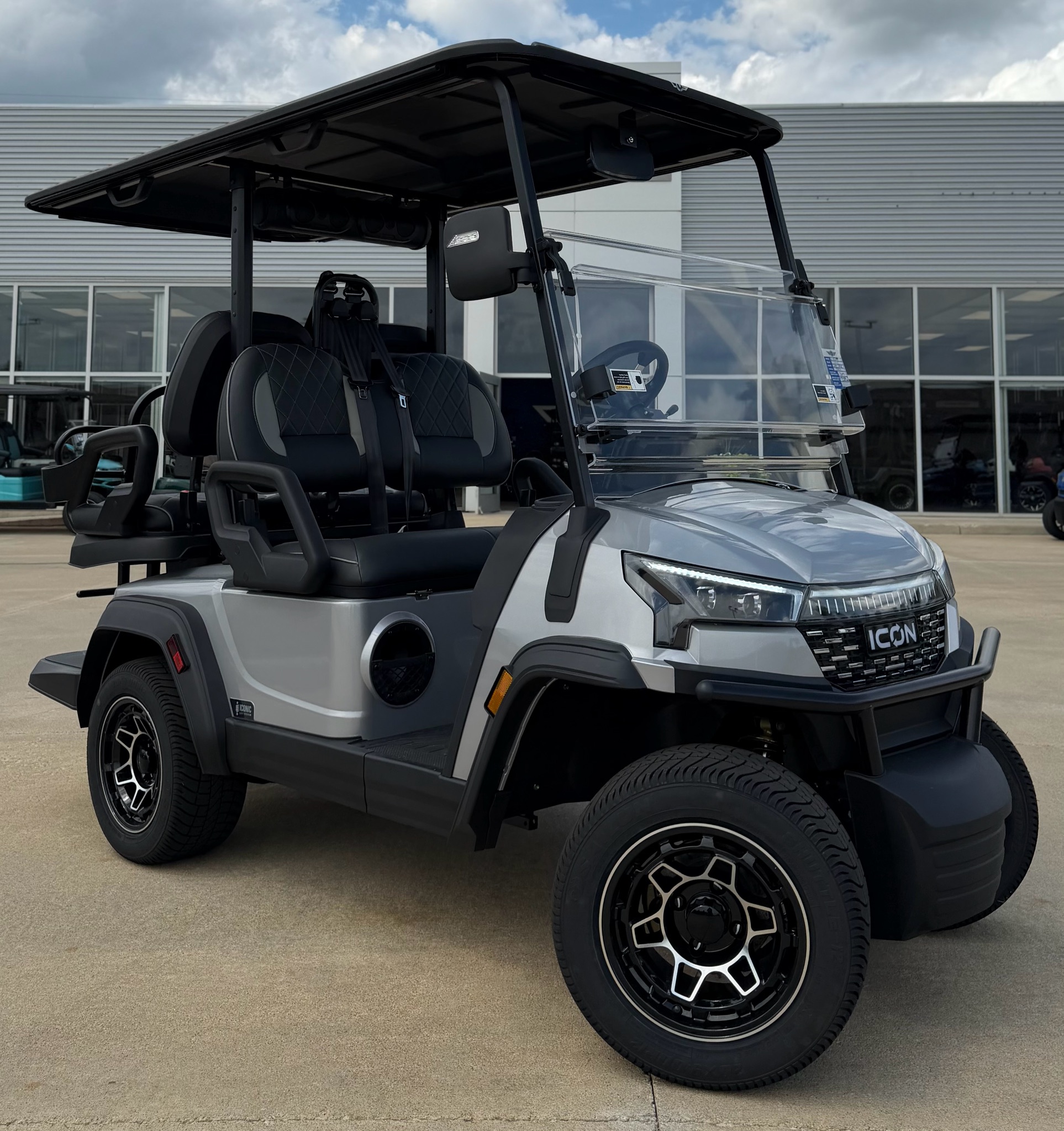 2026 ICON Electric Vehicles photo 4