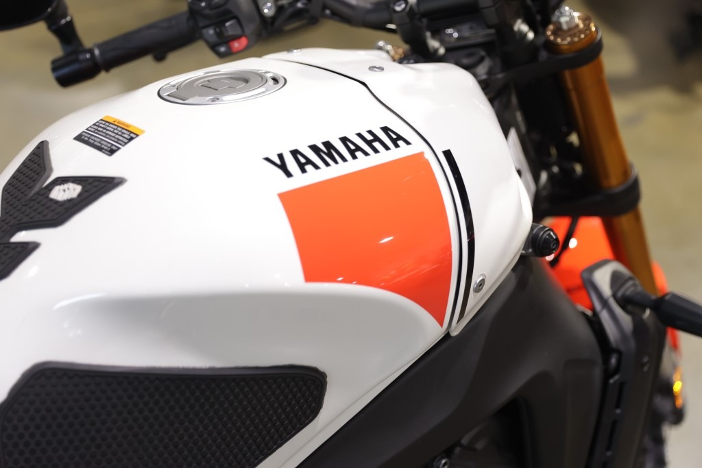 2025 Yamaha XSR900 11