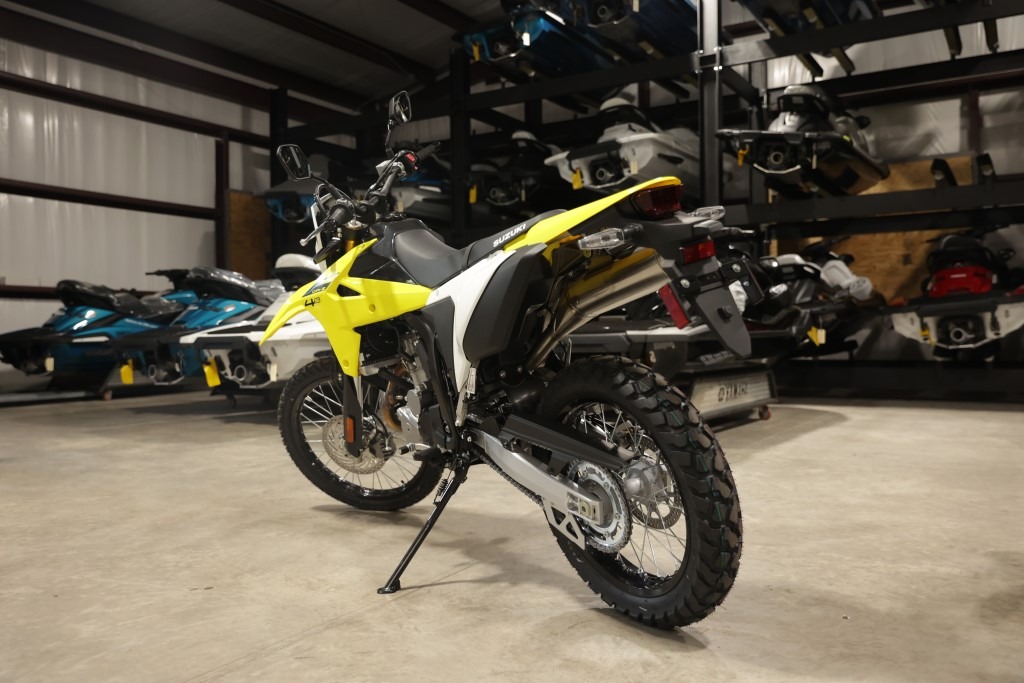2026 Suzuki DR-Z4S 7
