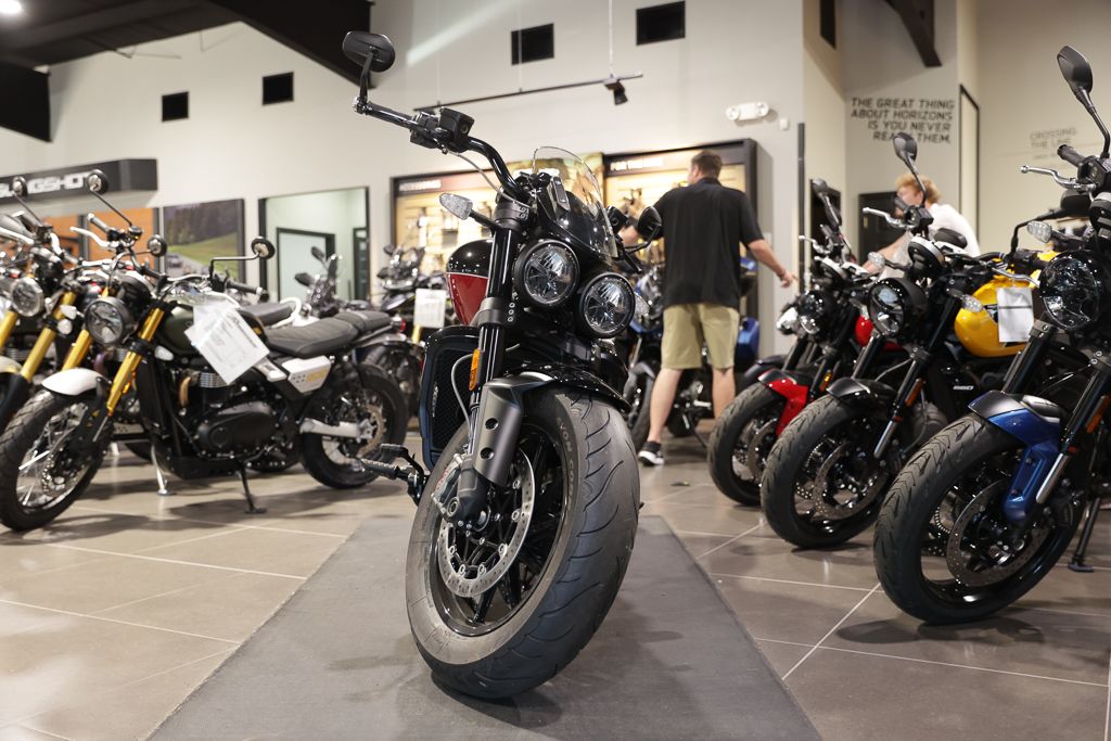 2025 Triumph Rocket 3 Storm GT 4