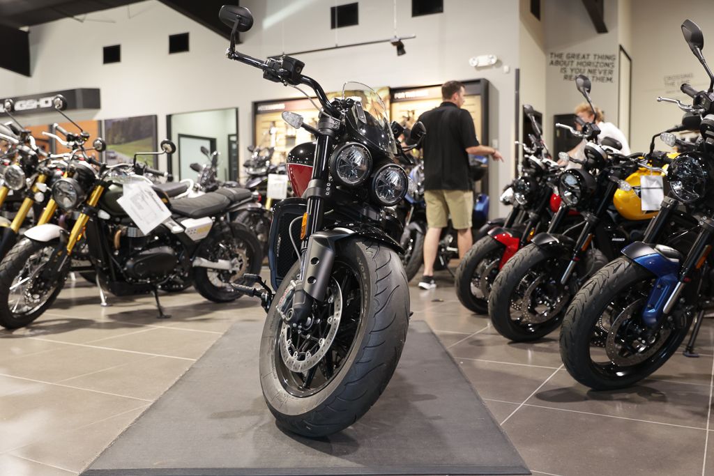 2025 Triumph Rocket 3 Storm GT 6