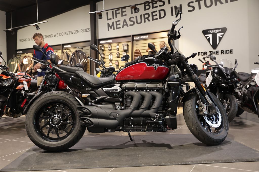 2025 Triumph Rocket 3 Storm GT 9
