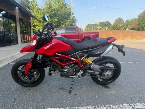 2019 Ducati Hypermotard 950 — photo 1 of 11