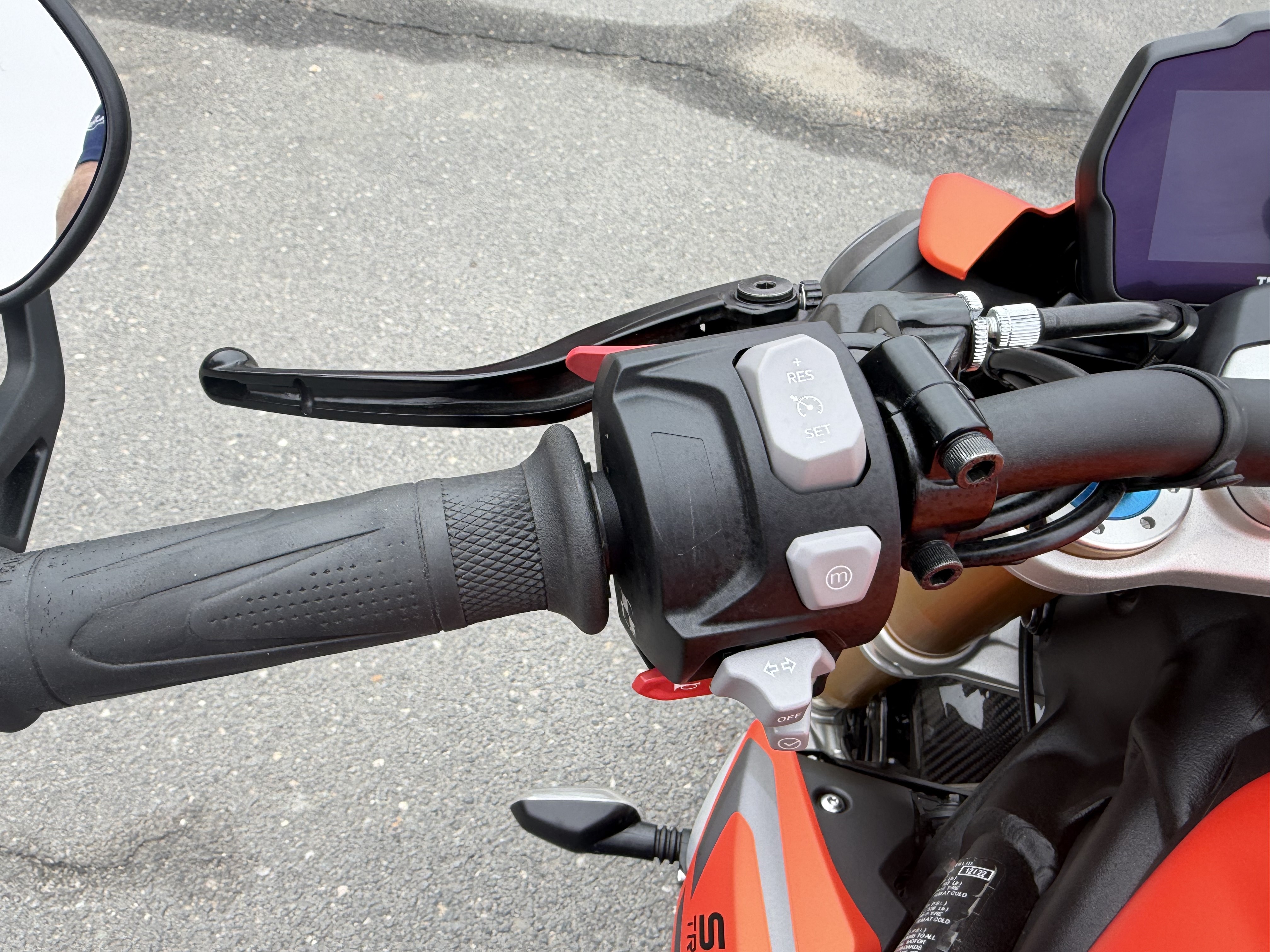 2023 Triumph Speed photo 3