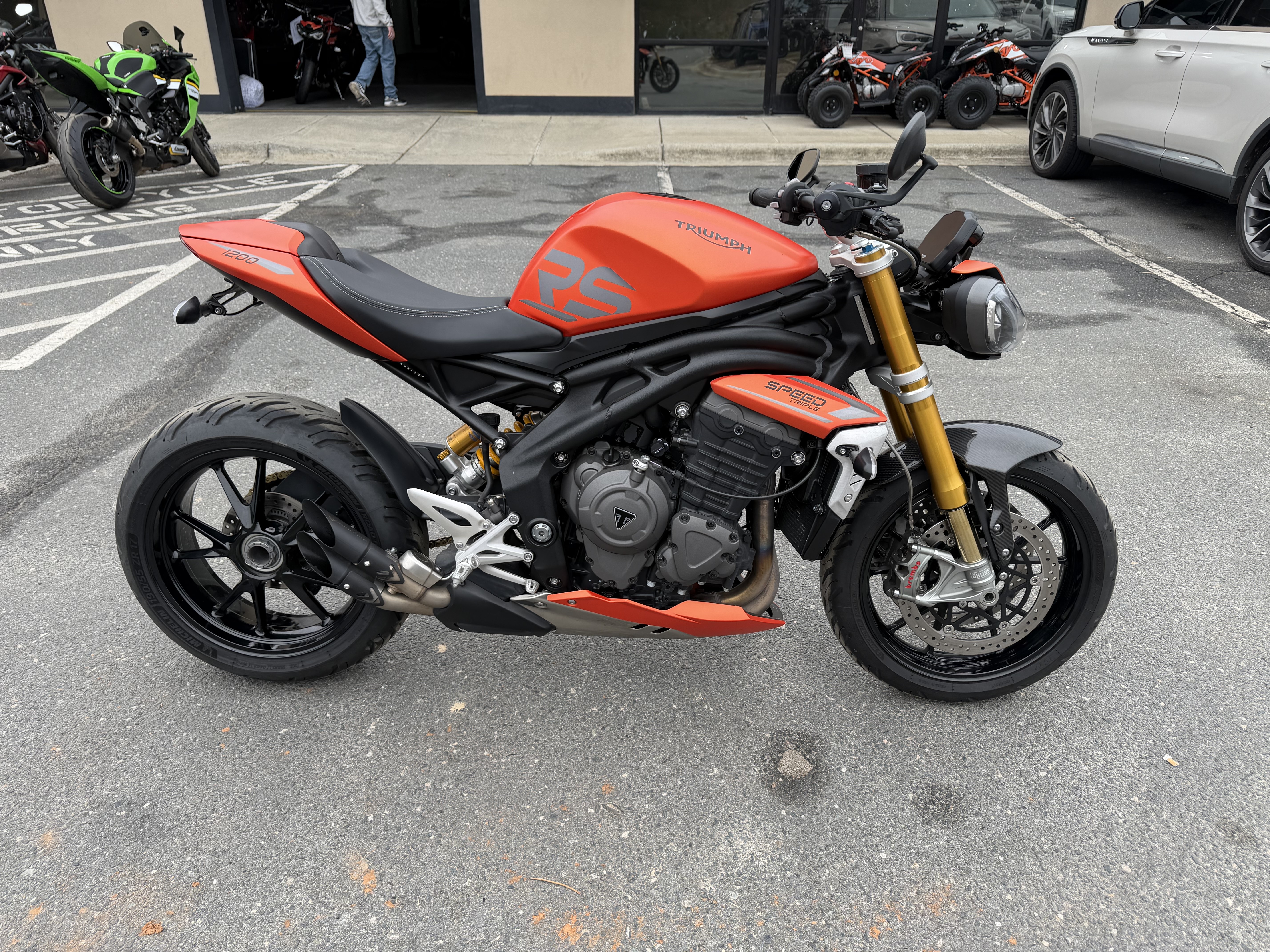 2023 Triumph Speed photo 8