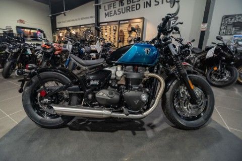 2026 Triumph Bonneville Bobber 1