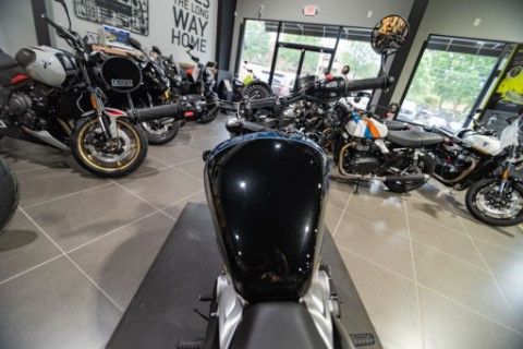 2026 Triumph Bonneville Bobber 11