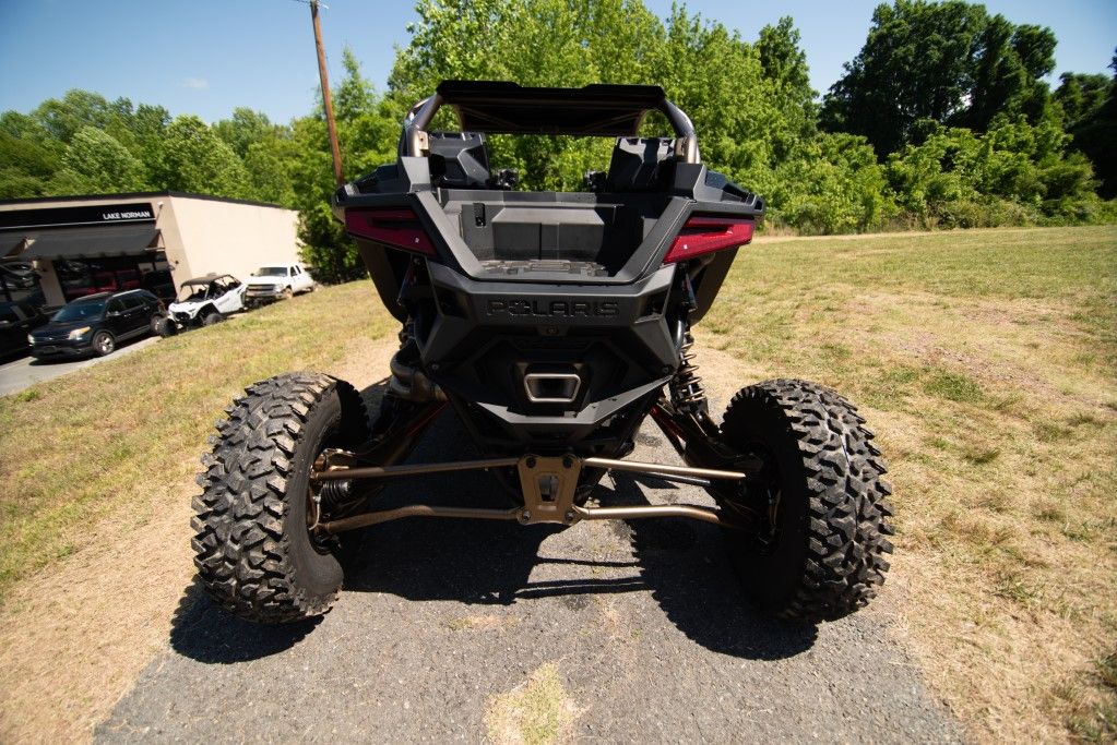 2025 Polaris RZR PRO R Ultimate 9