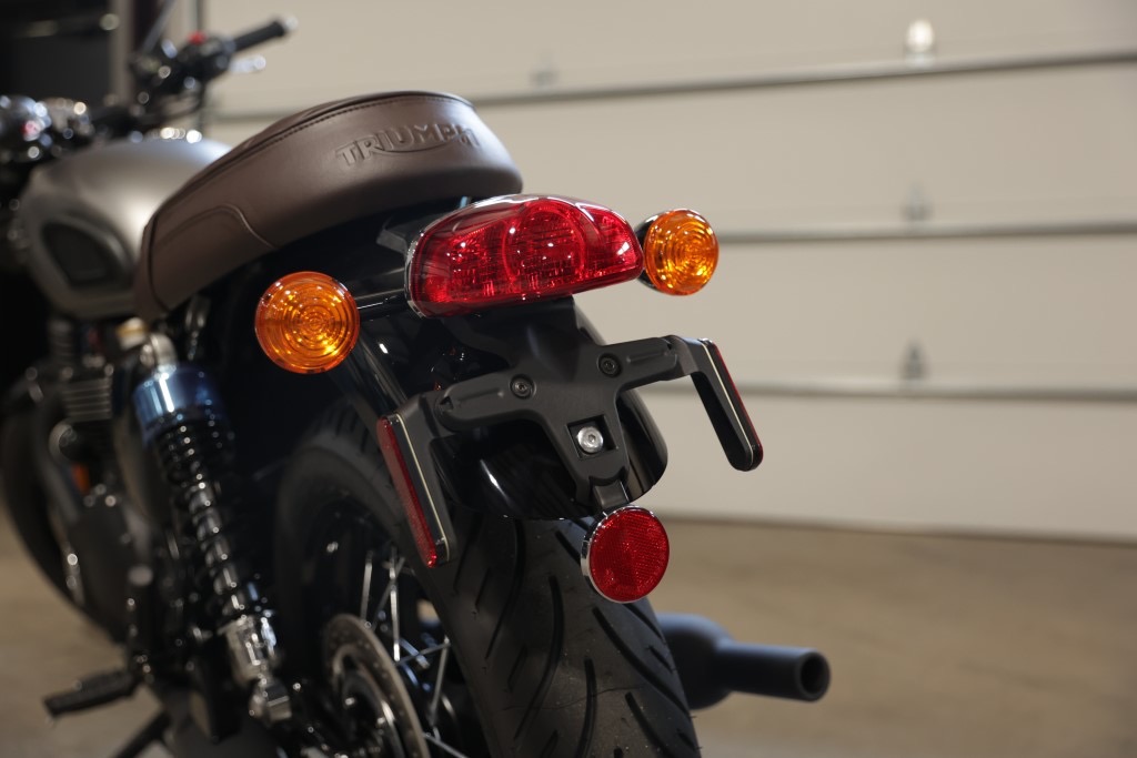2026 Triumph Bonneville T120 Black 9