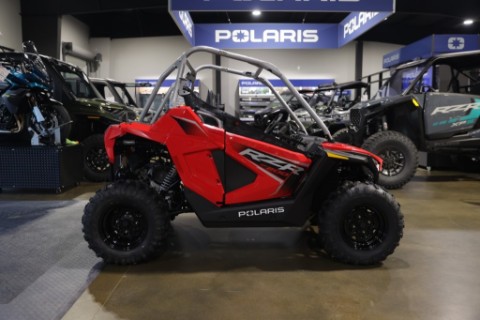 2026 Polaris RZR 200 EFI — photo 1 of 33