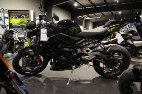 2026 Triumph Street Triple 765 RS — photo 1 of 45