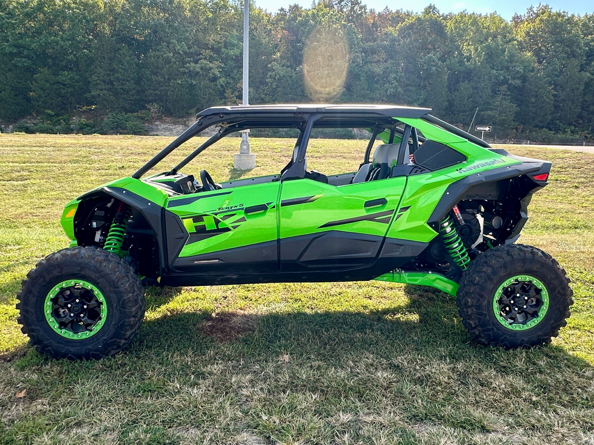 New 2026 Kawasaki Teryx5 H2 Deluxe eS, Farmington MO | Specs
