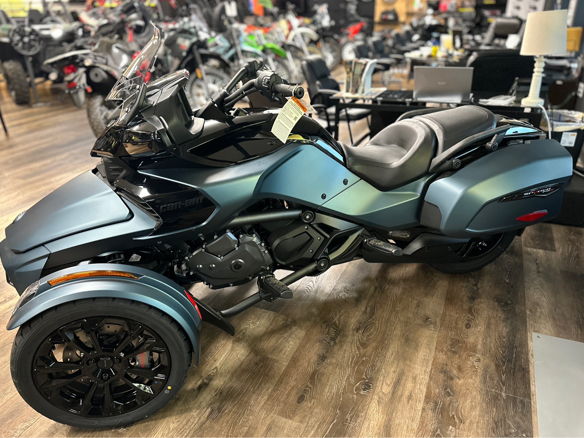 New 2025 Can-Am Spyder F3-T | Motorcycles in Festus MO | C