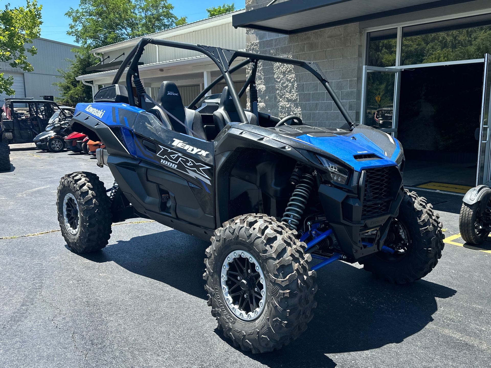 UNTRACE × MNS/KWS SET UP (DARK NAVY) New 2025 Kawasaki Teryx KRX 1000, Farmington MO | Specs