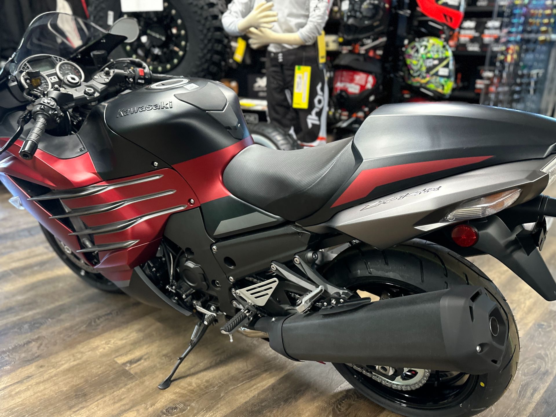 New 2025 Kawasaki Ninja ZX-14R ABS, Farmington MO | Specs