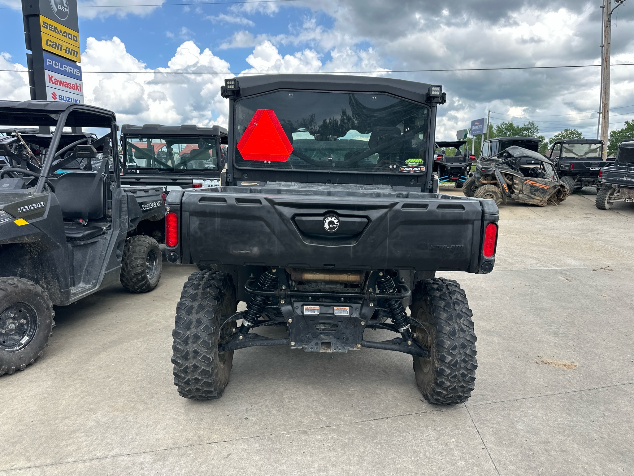 2025 Can-Am™ Defender MAX Limited 3