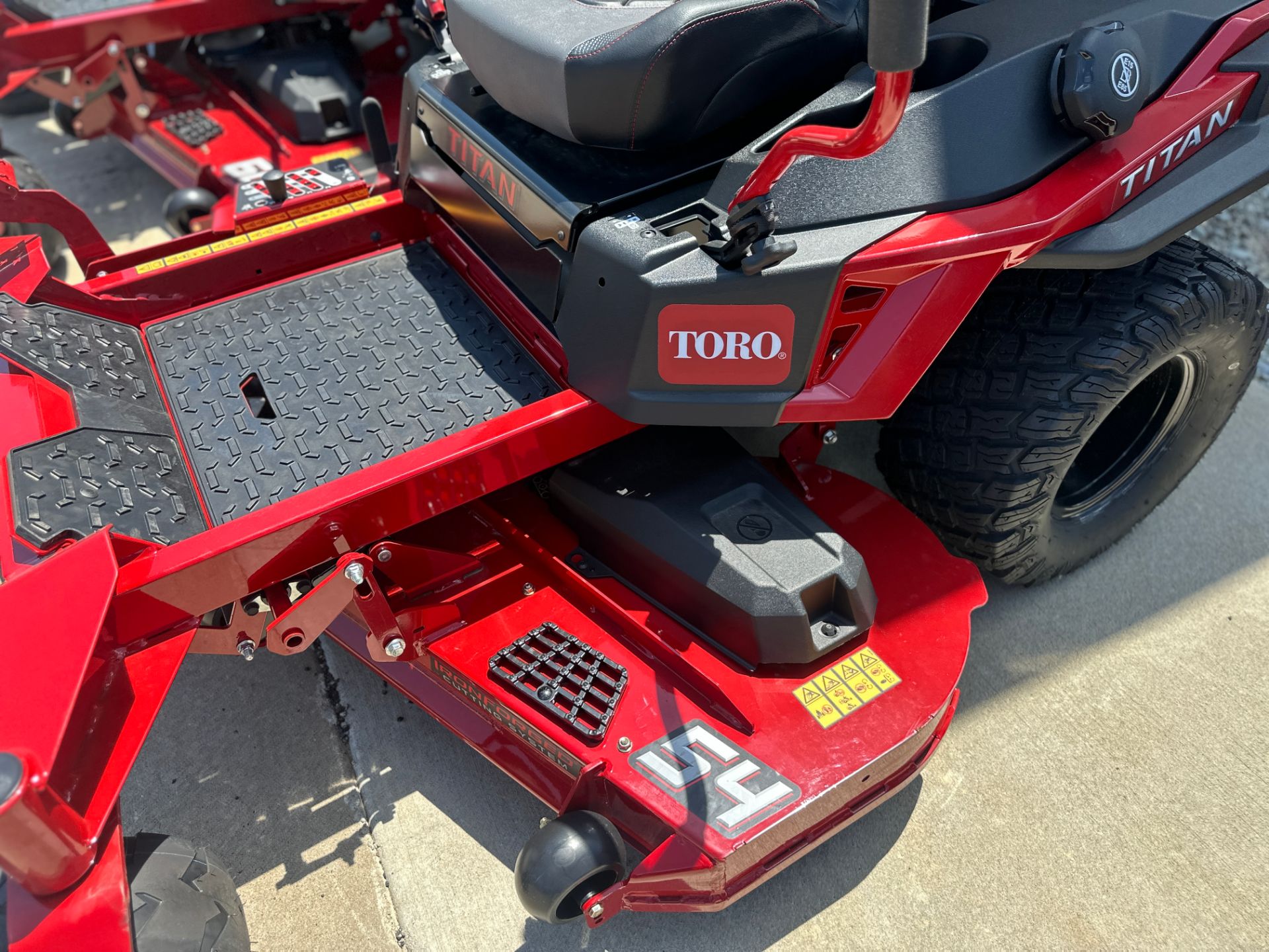 New 2024 Toro TITAN 54 in. Kohler KT745 26 hp, Farmington MO