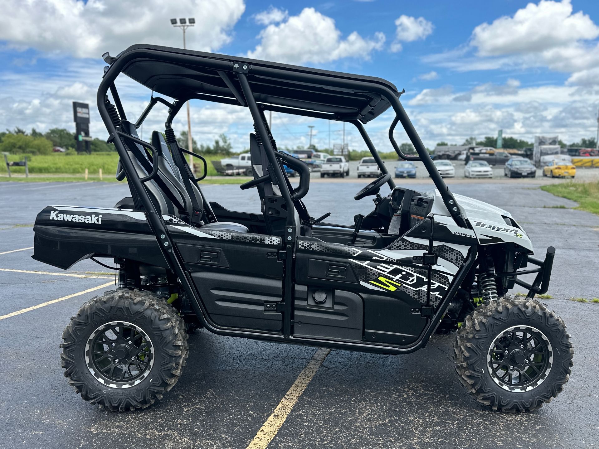 New 2025 Kawasaki Teryx4 S LE, Farmington MO | Specs, Price