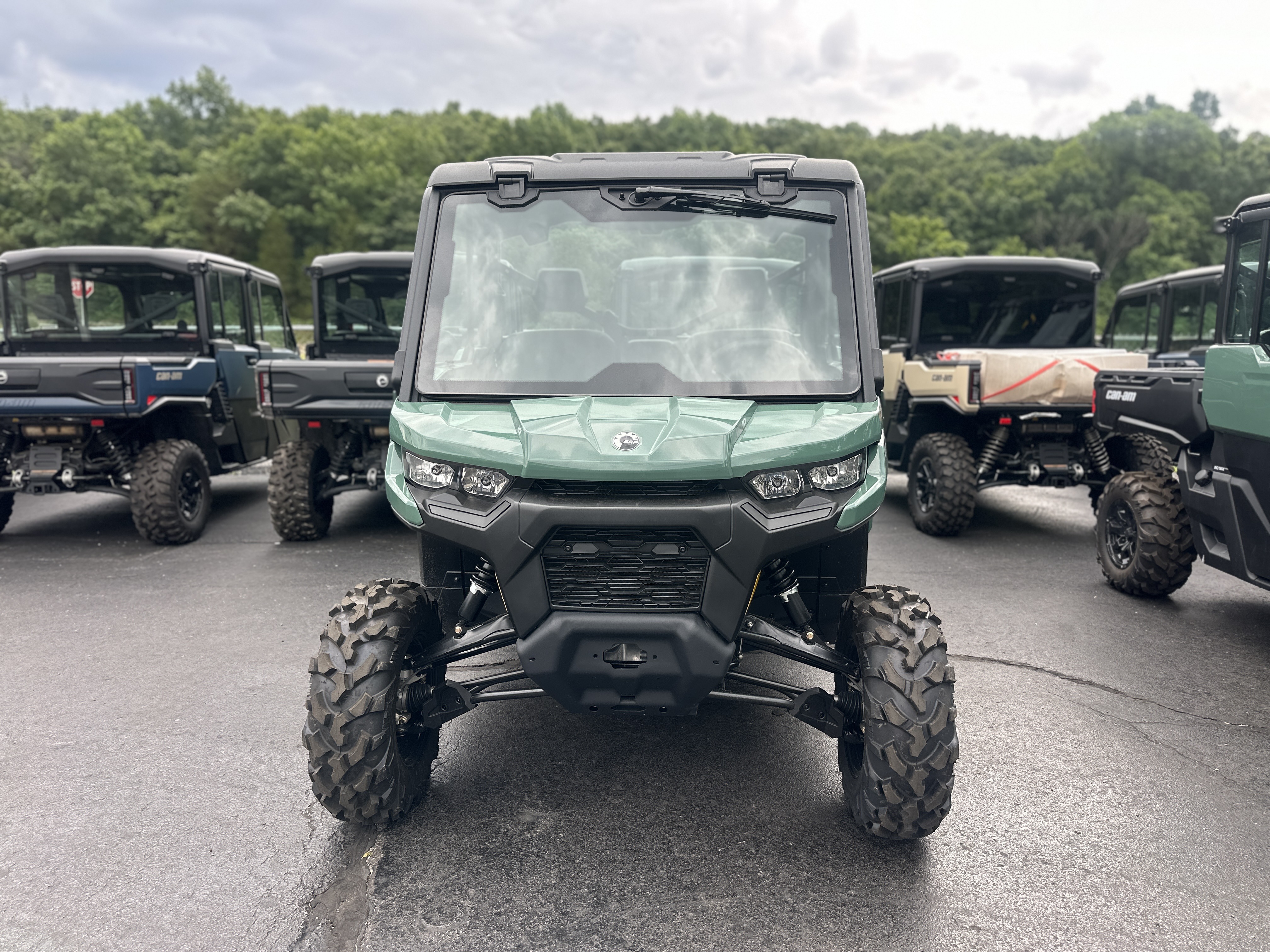 2026 Can-Am™ Defender DPS CAB HD10 2