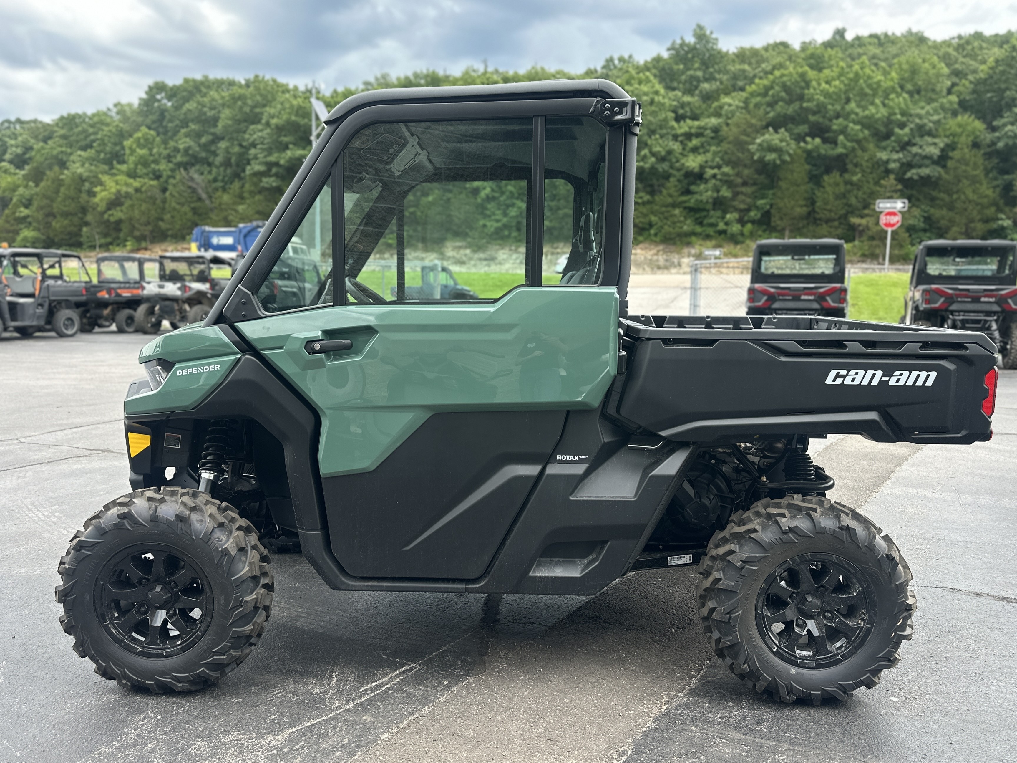2026 Defender DPS CAB HD10