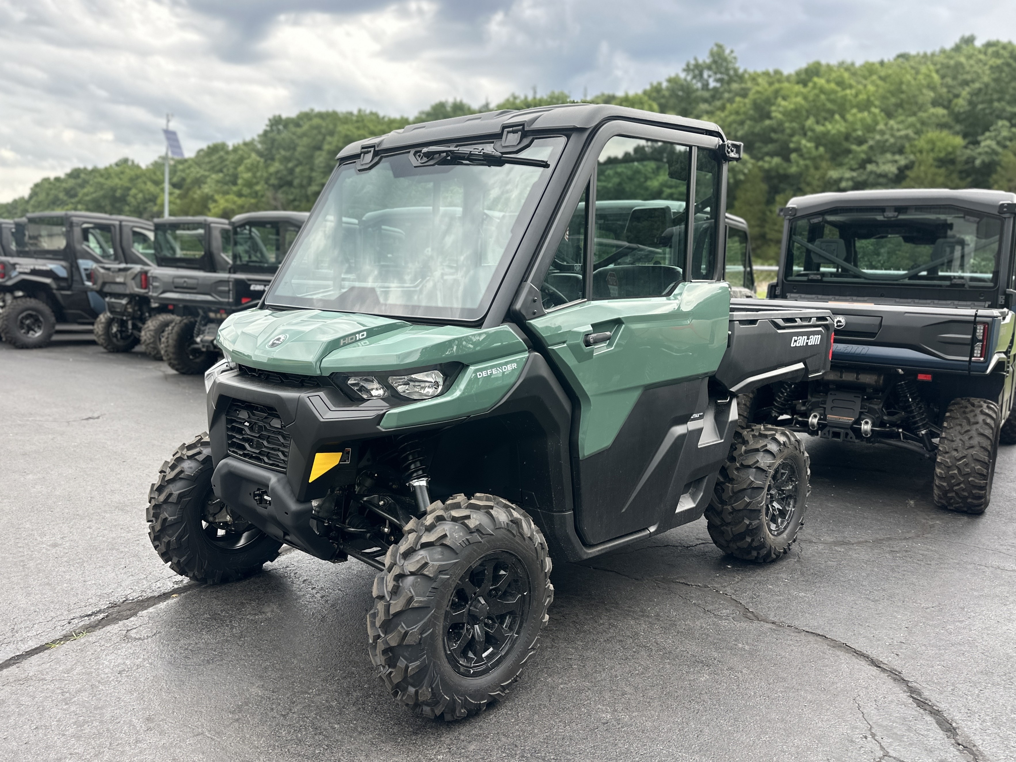 2026 Defender DPS CAB HD10