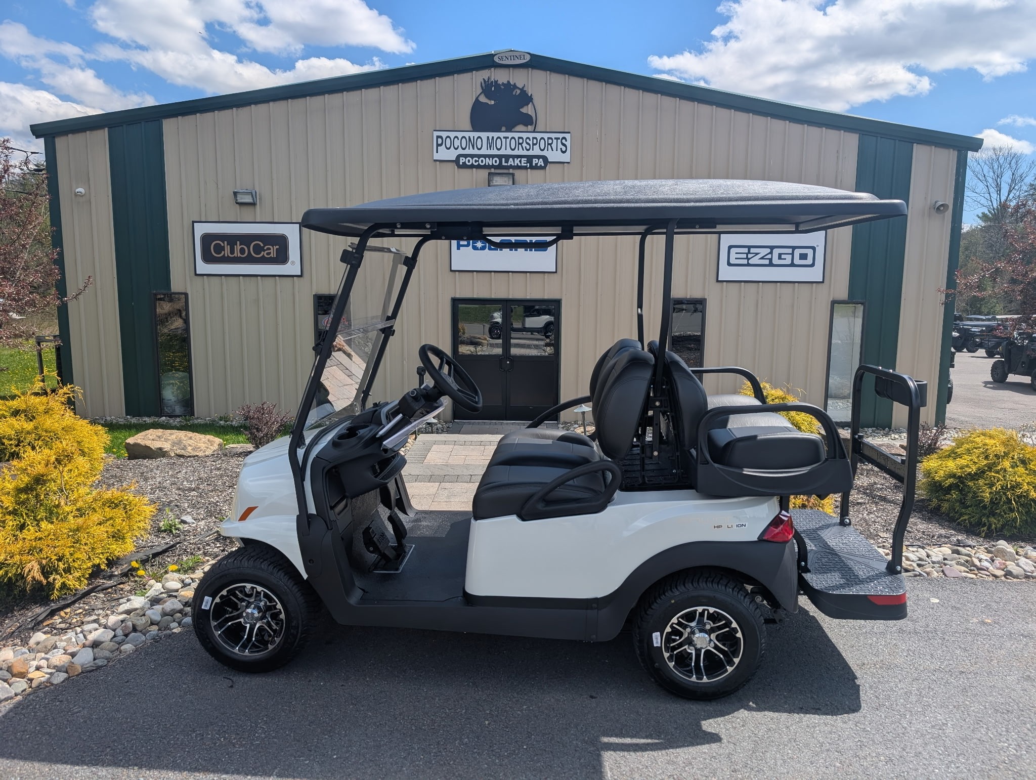 2027  Onward 4 Passenger Standard HP Lithium 1
