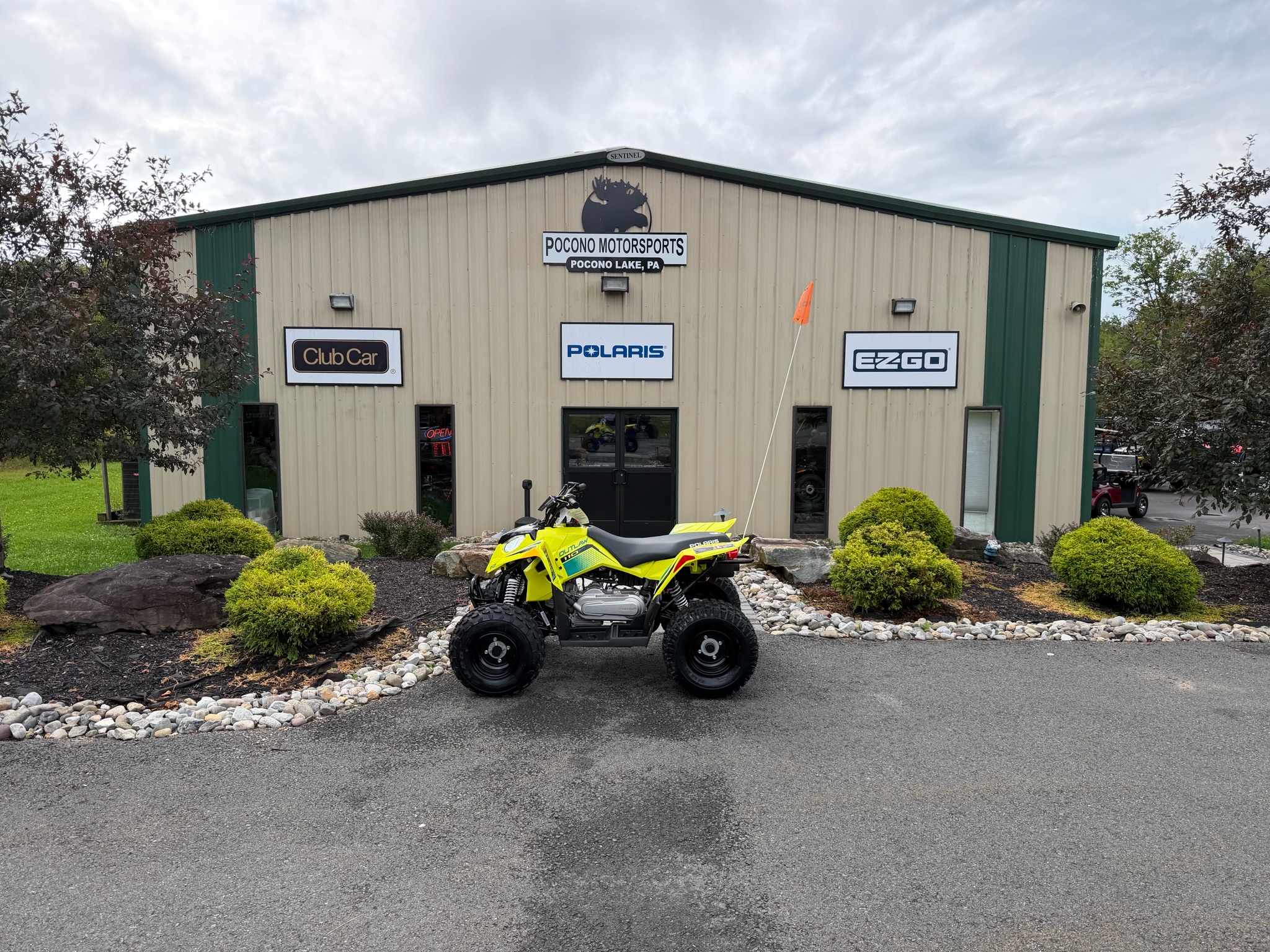 2027 Polaris Outlaw 110 EFI 1
