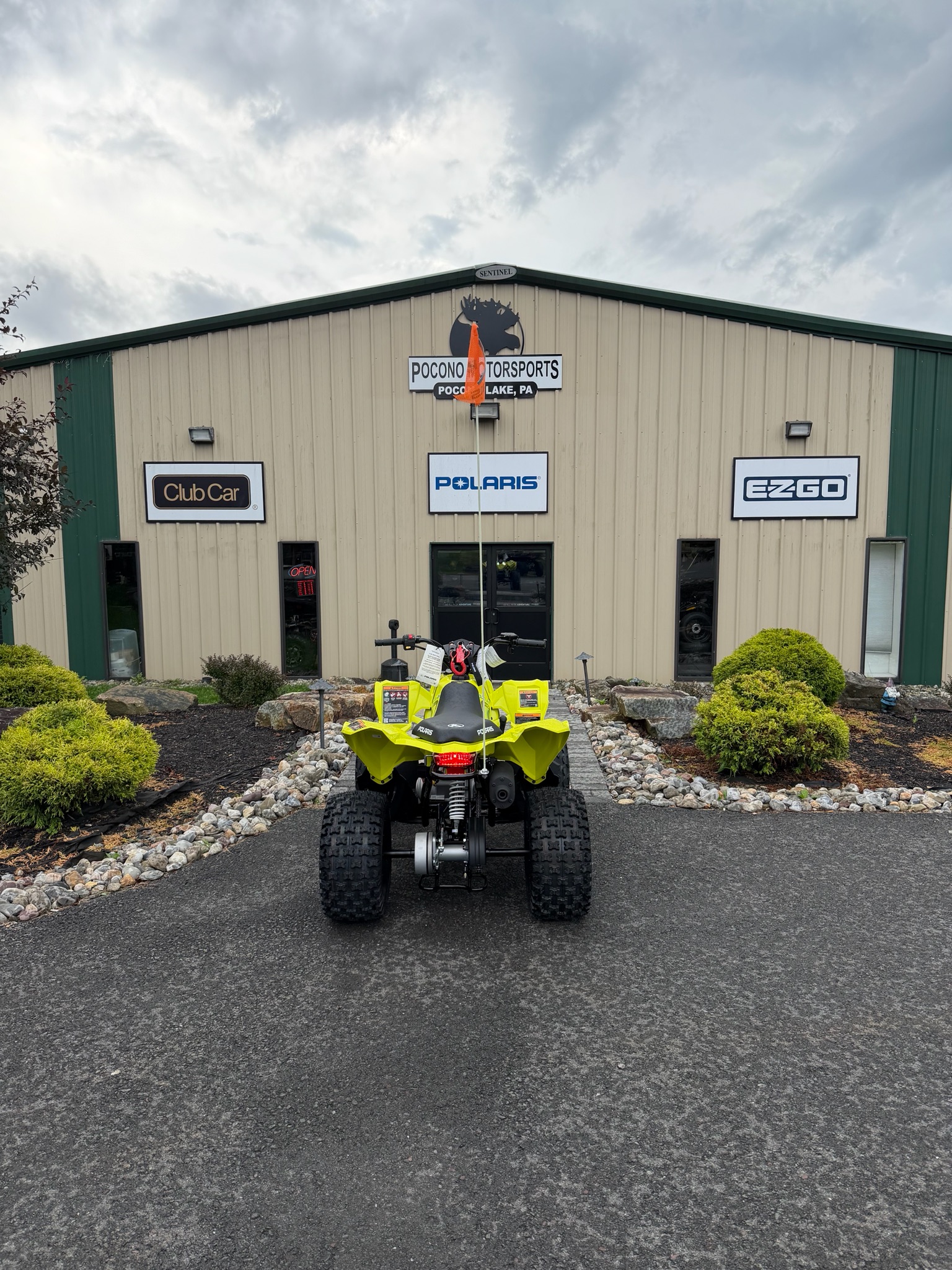 2027 Polaris Outlaw 110 EFI 4