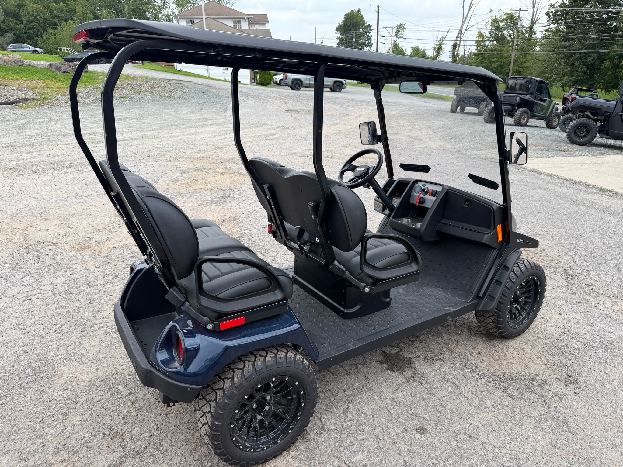 2025 EZGO Liberty photo 7