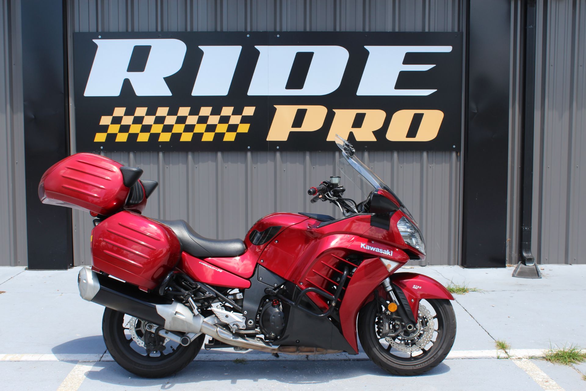 ファイヤー 1/18 Ignition Model Nissan Fairlady Z (Z32) 2by2 (Black) Car