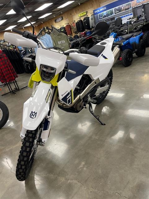 2027 Husqvarna 701 Enduro 1