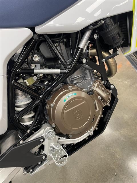 2027 Husqvarna 701 Enduro 8