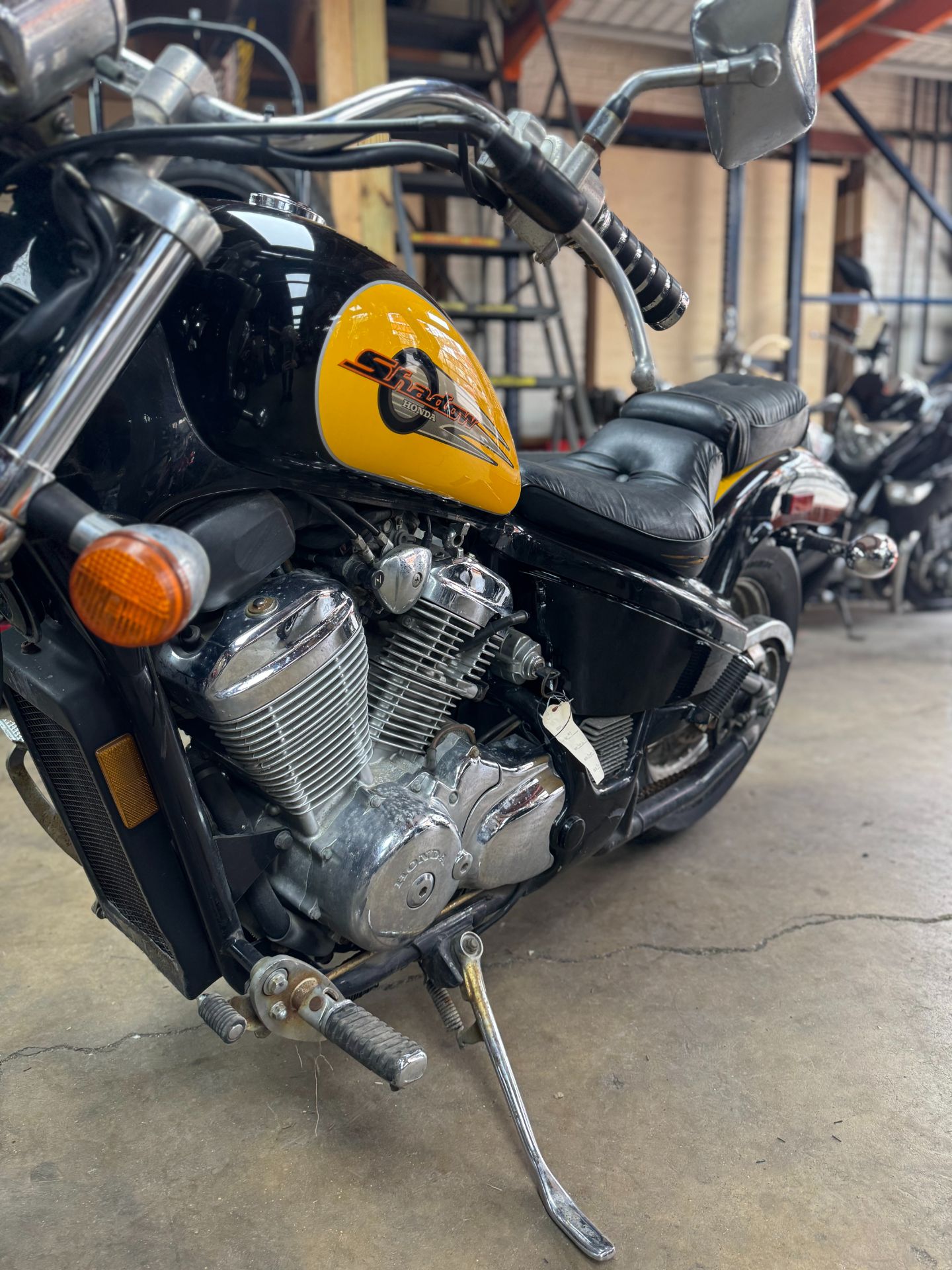 1997 HONDA VT600CD in Forest View, Illinois - Photo 2