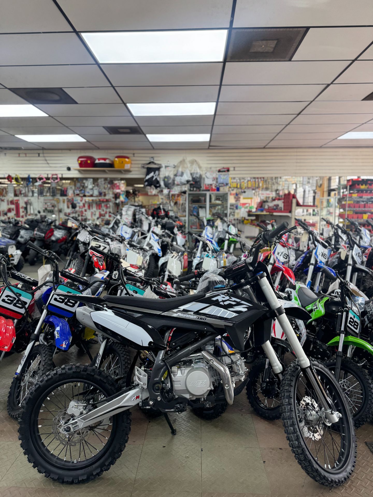 2024 APOLLO Thunder 150cc in Forest View, Illinois - Photo 18
