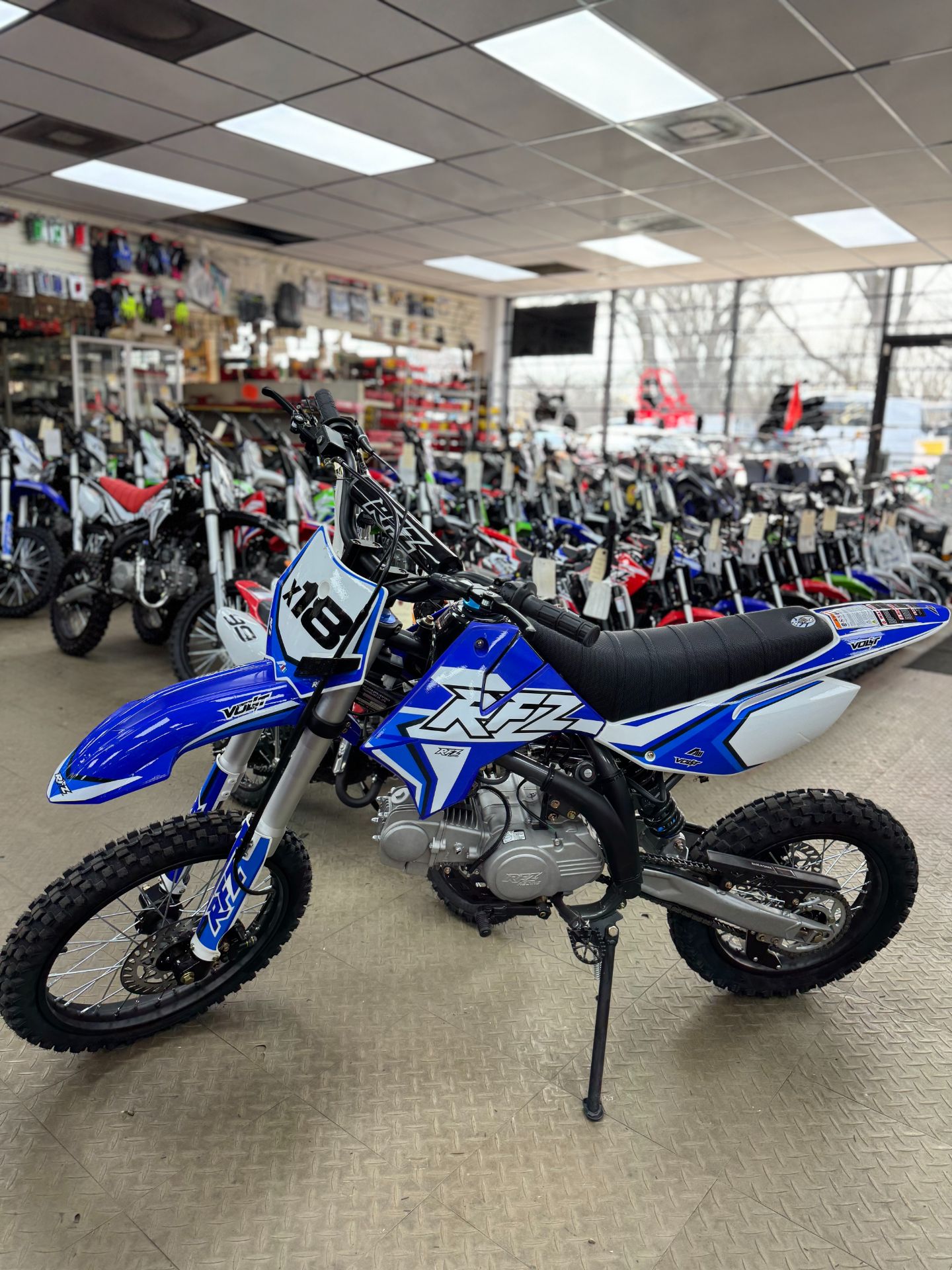 2024 APOLLO x18 RFZ ADR125-21 in Forest View, Illinois - Photo 1