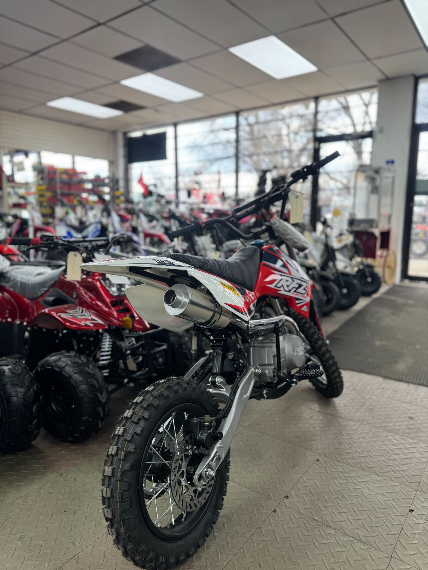 2024 APOLLO x6 RFZ ADR125-3 in Forest View, Illinois - Photo 3