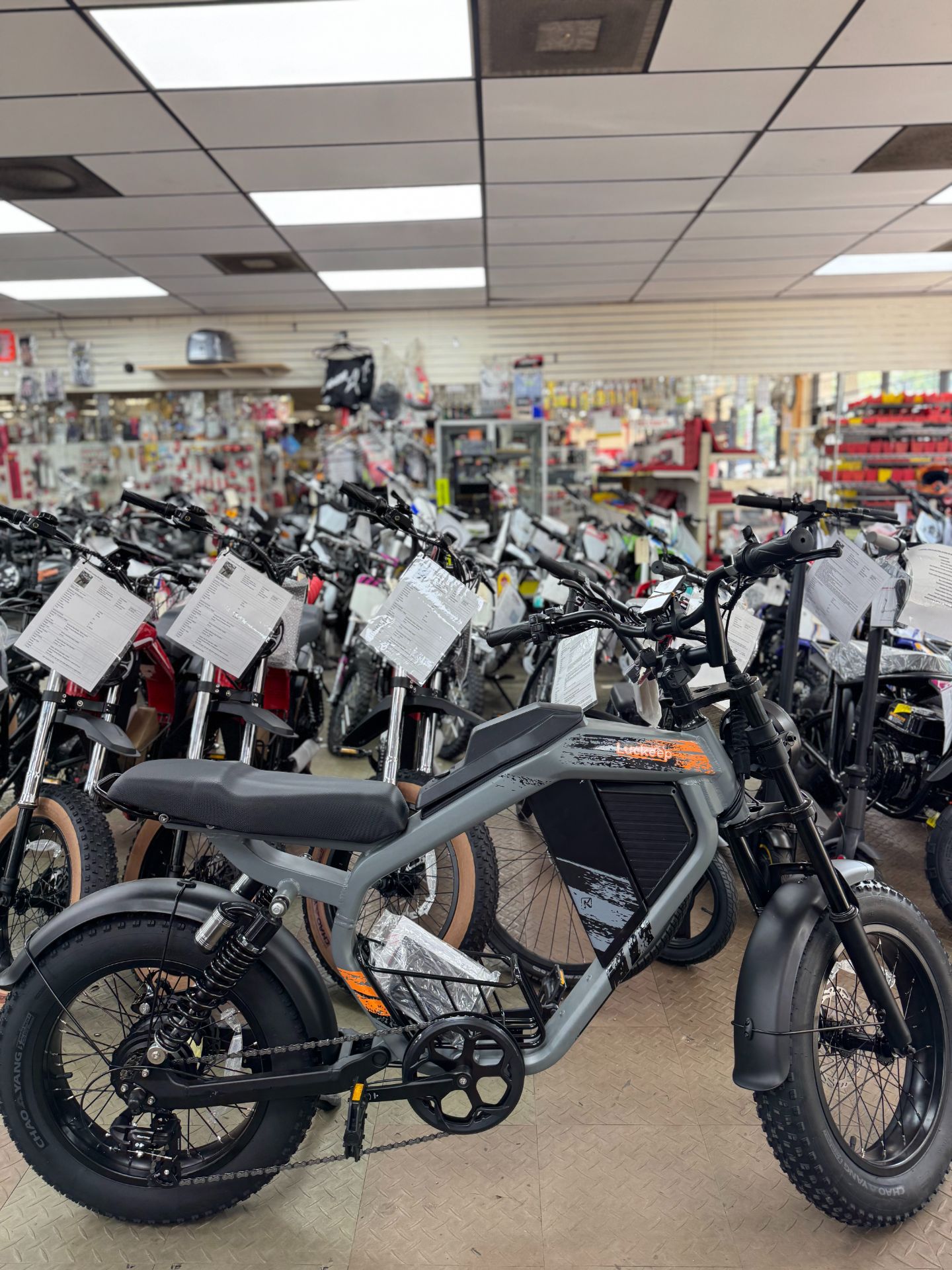 New 2025 Luckeep M5 Electric Bicycles in Forest View, ILStock