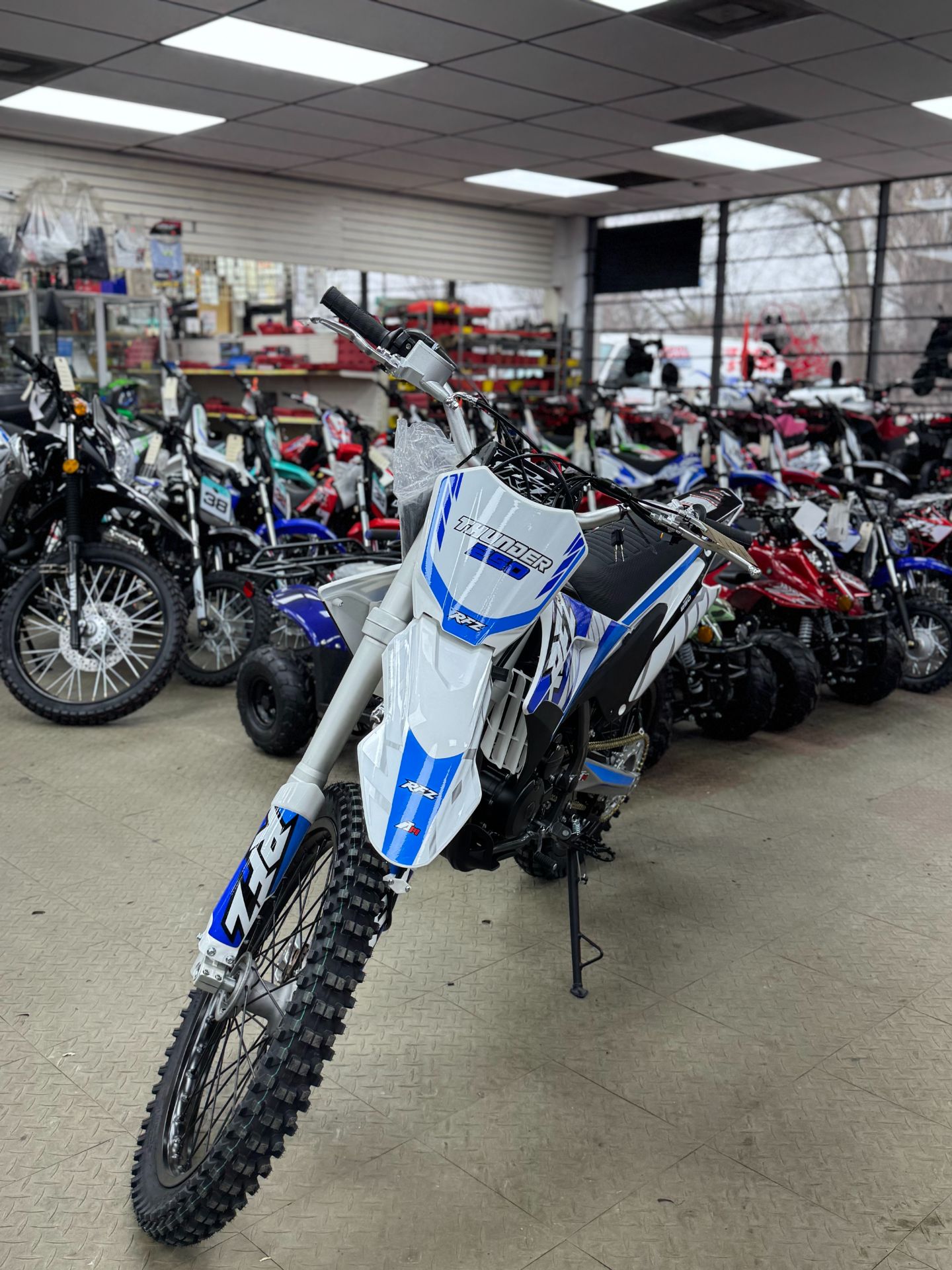 2024 APOLLO Thunder 250cc in Forest View, Illinois - Photo 13