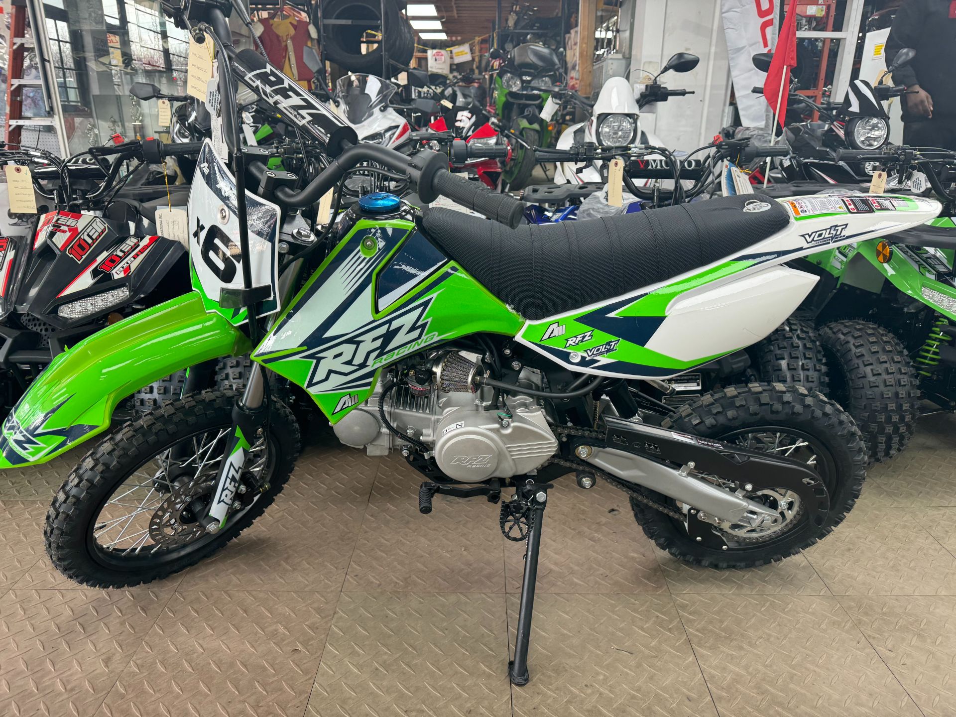 2024 APOLLO x6 RFZ ADR125-3 in Forest View, Illinois - Photo 17