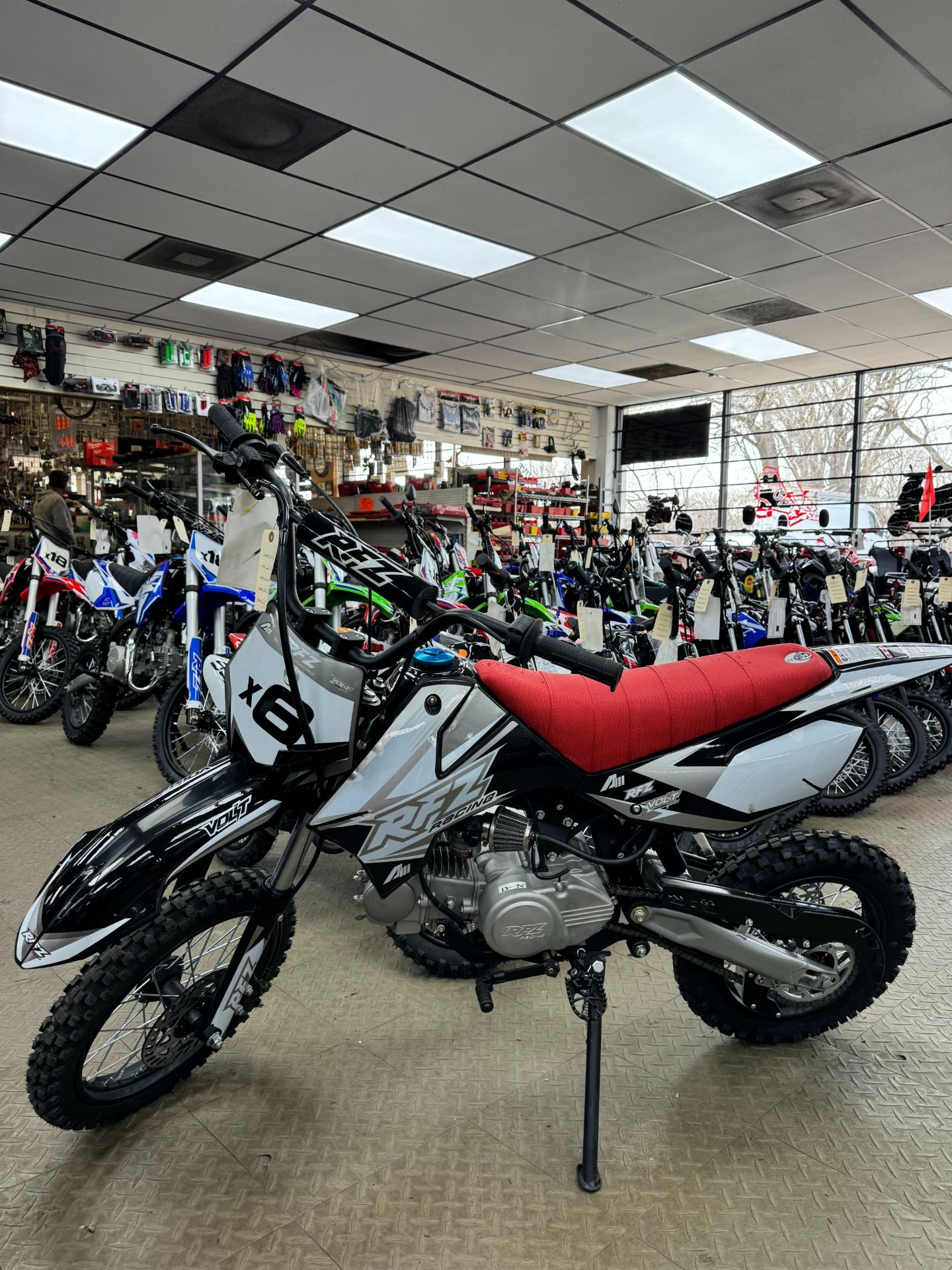 2024 APOLLO x6 RFZ ADR125-3 in Forest View, Illinois - Photo 18