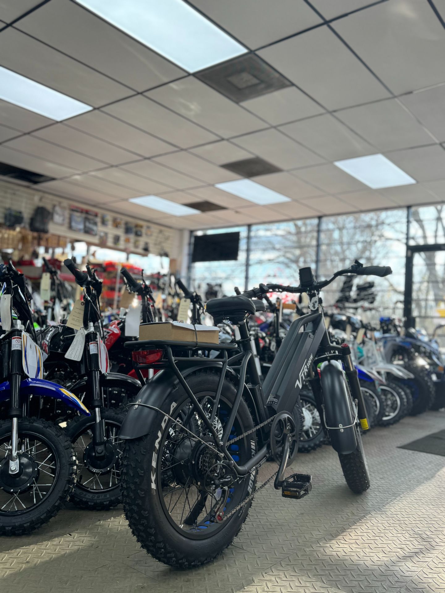 2023 VTR 500w small in Forest View, Illinois - Photo 3