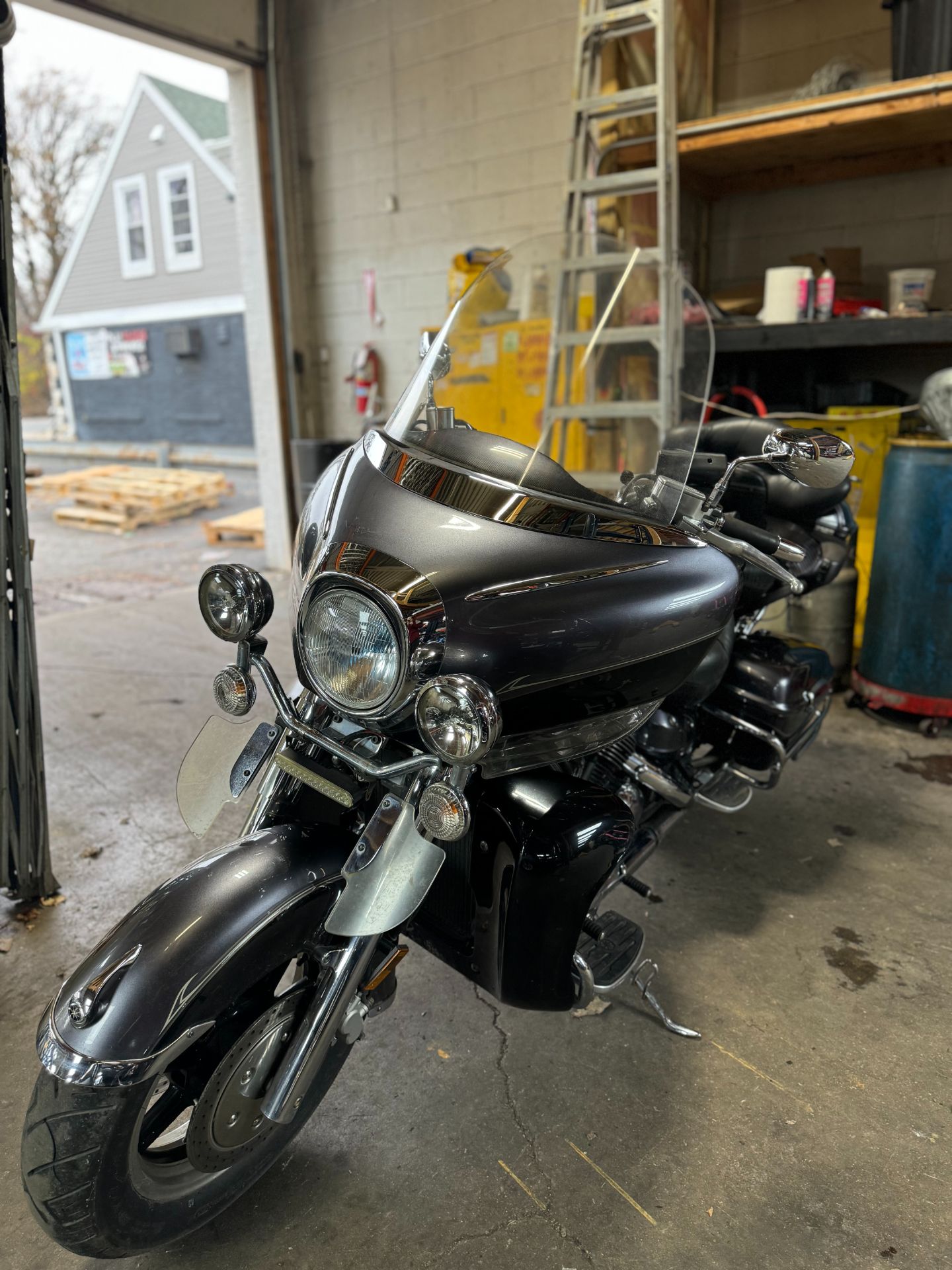 2013 yamaha XVZ13 in Forest View, Illinois - Photo 1