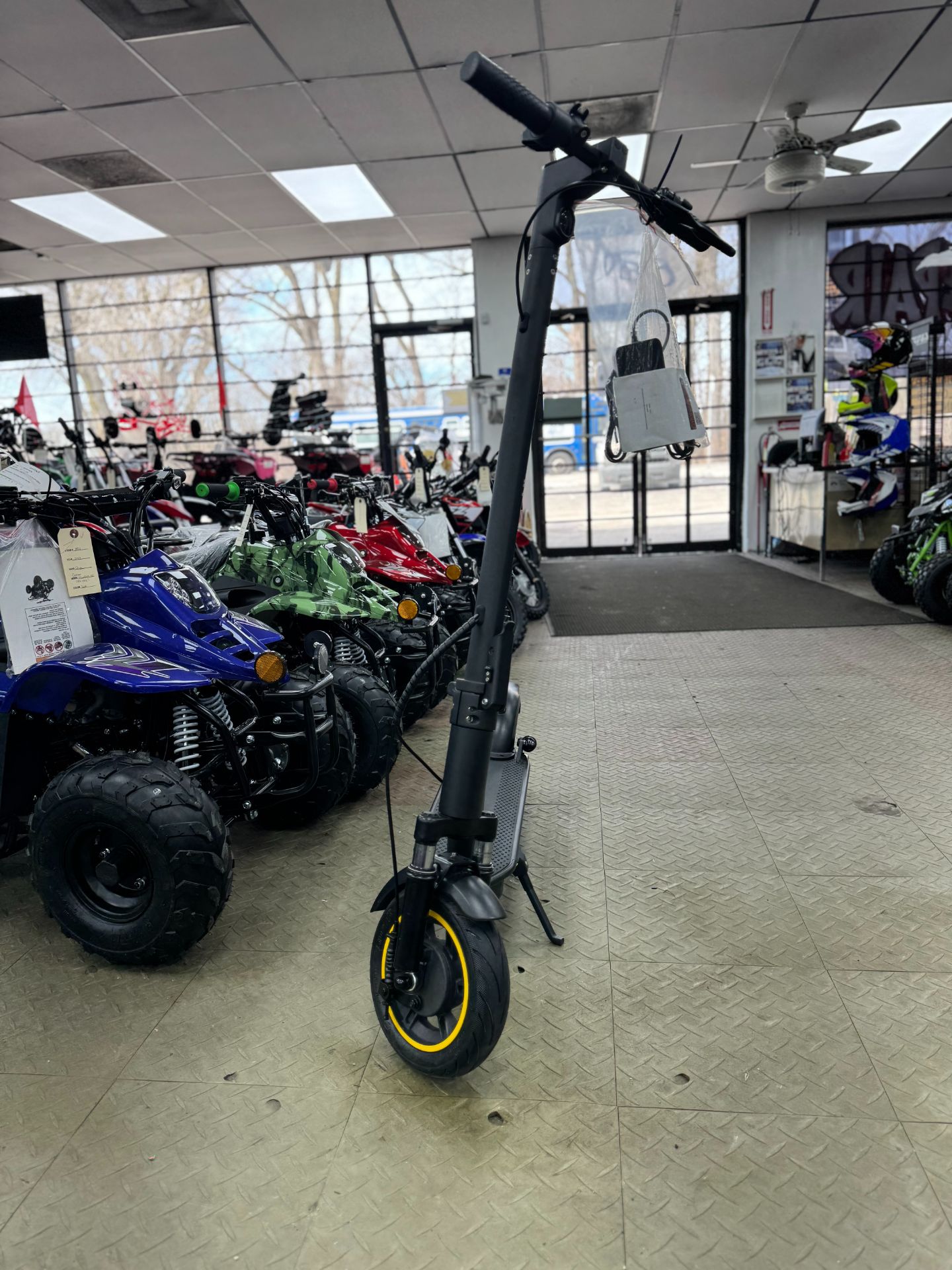 2025 Aovopro ESMAX Electric Scooter in Forest View, Illinois - Photo 2