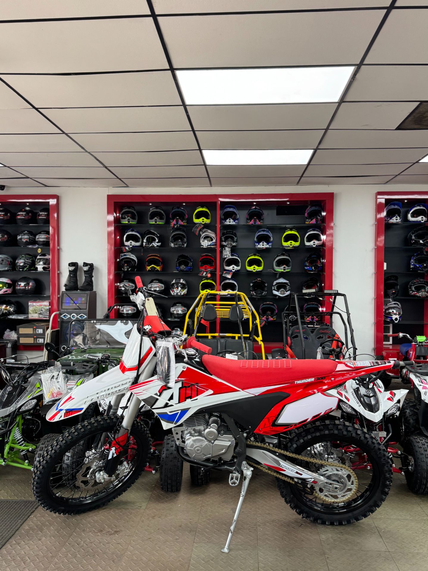 2025 APOLLO Thunder 300cc in Forest View, Illinois - Photo 3