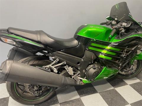 Used 2016 Kawasaki Ninja ZX-14R ABS, Shakopee MN | Specs