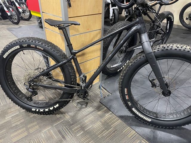 New 2023 Giant Bicycles Giant Yukon 2 Medium, Shakopee MN | Specs, Price, Photos | Gunmetal Black 4712878615977 New 2023 Giant Bicycles Giant Yukon 2 Medium, Shakopee MN | Specs, Price, Photos | Gunmetal Black 4712878615977