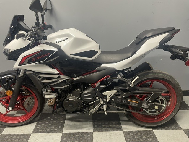 2026 Kawasaki Z500 SE ABS 2